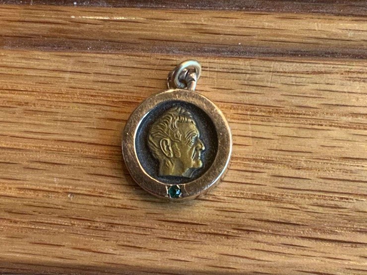 john-deere-service-charm-image-1