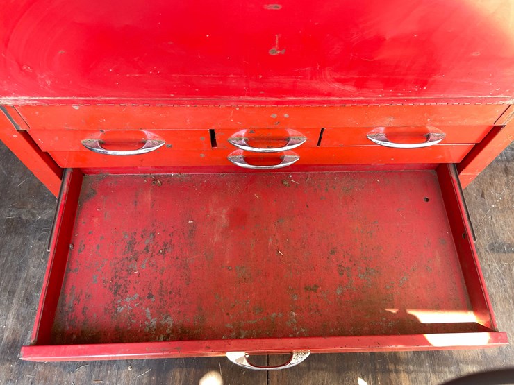 #10799-•-toolbox-and-contents-image-7