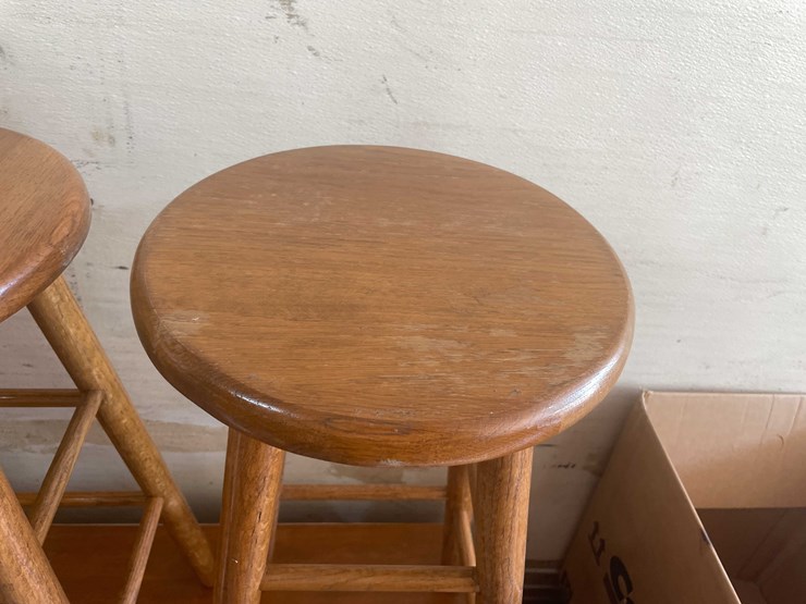 #10808-•-bar-stools-image-5