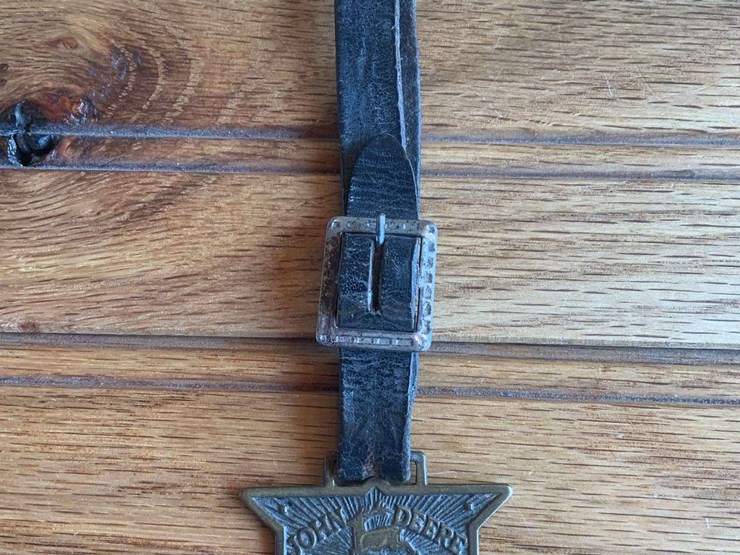 (3)-john-deere-watch-fobs-image-6