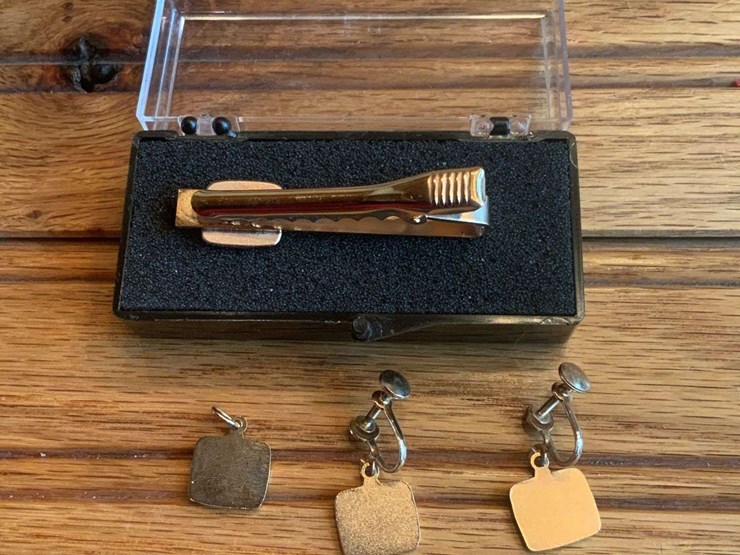 (3)-john-deere-pin,-tie-clip,-&-ear-rings-image-2