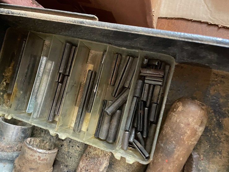 #10815-•-(2)-drawer-contents-image-3
