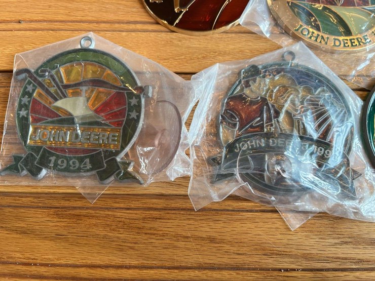 (9)-john-deere-sun-catchers-image-4