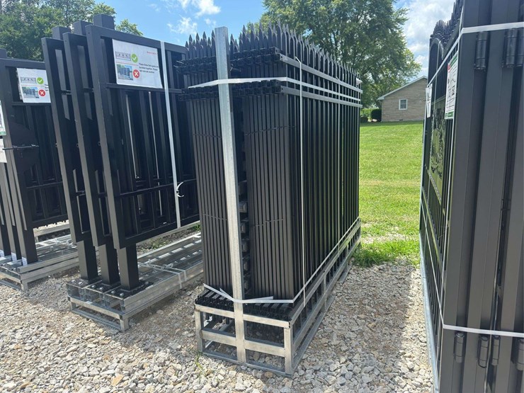 powder-coated-steel-site-fence-8-x-6-ft-image-5