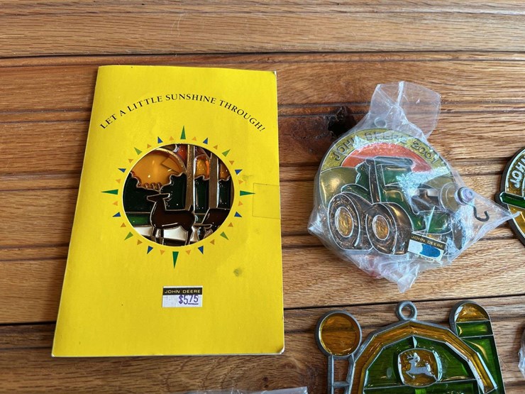 (6)-john-deere-sun-catchers-image-2