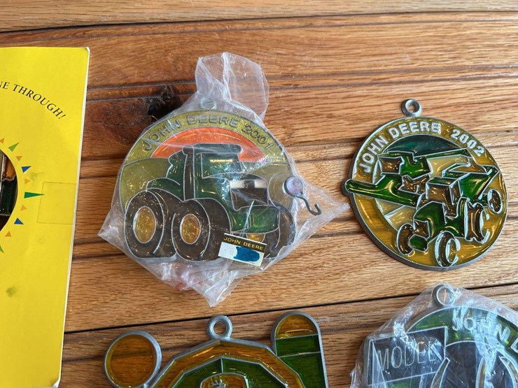 (6)-john-deere-sun-catchers-image-3