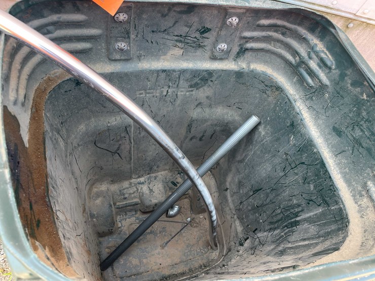 #8593-•-contico-trash-bin-image-2