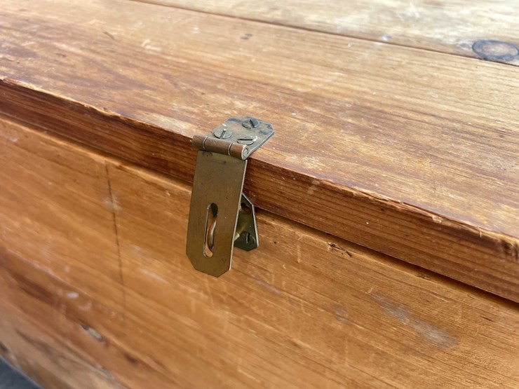 #10804-•-wood-chest-image-10