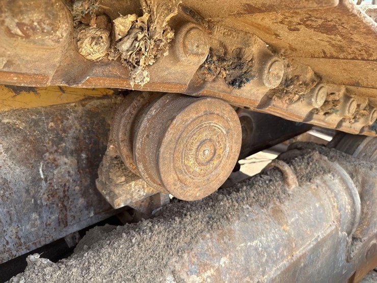 caterpillar-d6r-xl-image-15