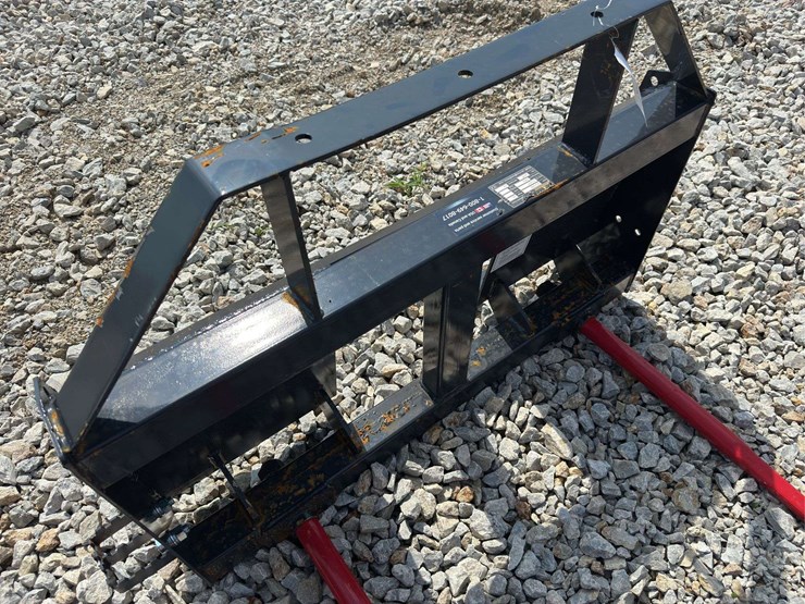 skid-steer-bale-fork-attachment-image-2