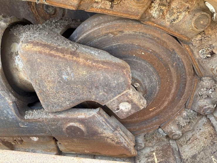caterpillar-d6r-xl-image-16