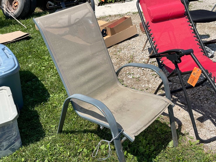 #8603-•-(2)-outdoor-chairs-and-chair-cushions-image-2