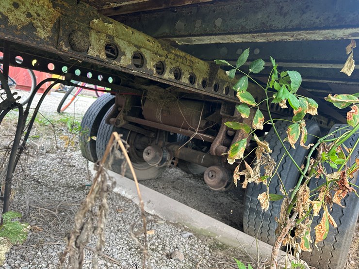 #8575-•-great-dane-trailers-semi-trailer-image-17