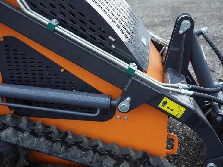 #1004-•-new-land-hero-pld-bc380-mini-track-skid-steer-loader-image-17