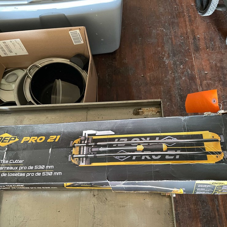 #8582 • Quep Pro 21 Tile Cutter