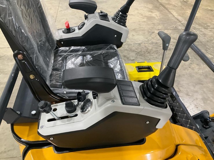 #1155-•-unused-ire20-mini-excavator-image-15