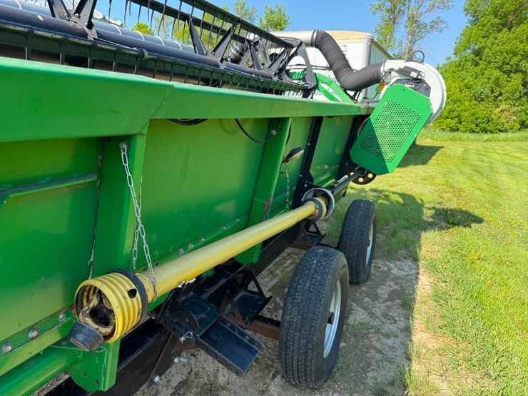 2011-john-deere-635f-image-23
