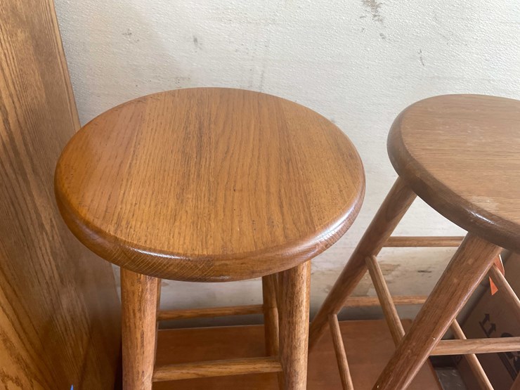 #10808-•-bar-stools-image-4