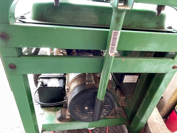 #8576-•-titan-diesel-7500-generator-(st)-image-5