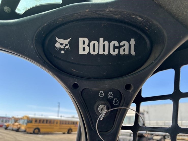2018-bobcat-s570-image-26