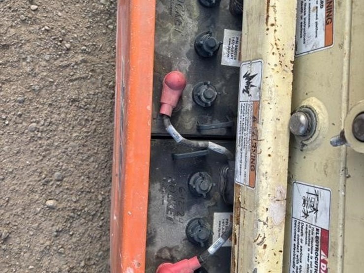2015-jlg-1930es-image-11