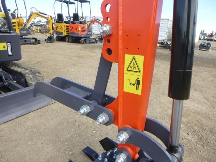 2025-cfg-mx15rx-hydraulic-excavator-image-12