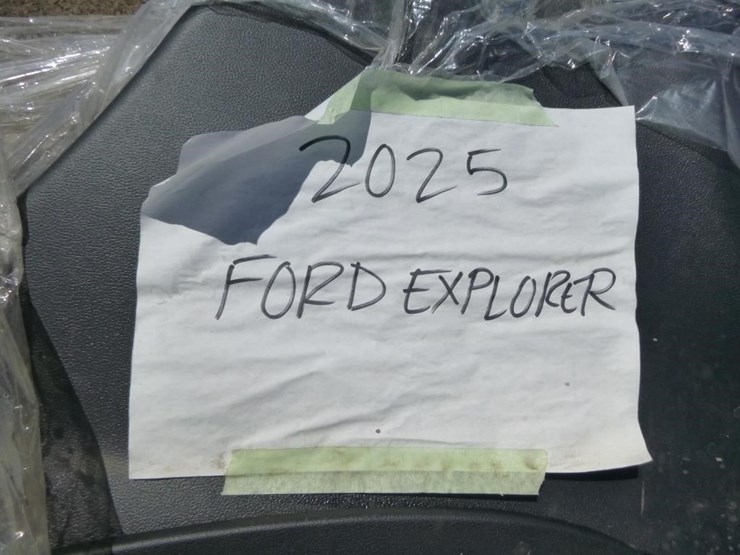 2025-ford-explorer-image-6