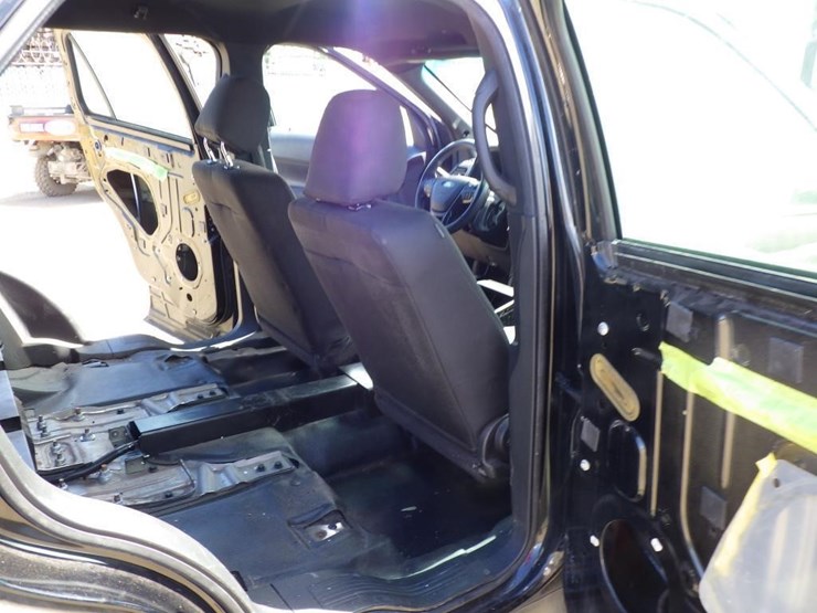 2018-ford-explorer-image-9