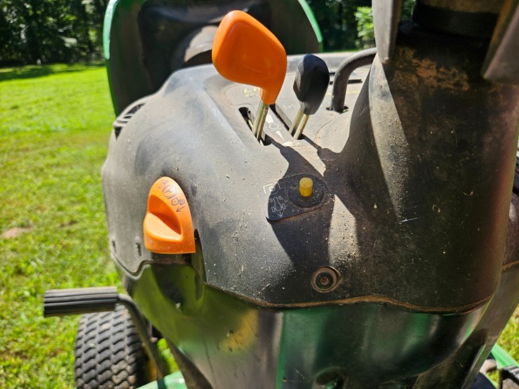 john-deere-l111-image-30