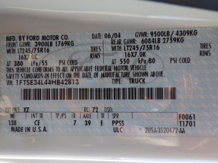 2004-ford-econoline-350-image-16