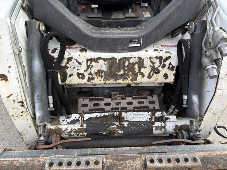 2017-bobcat-s450-image-12