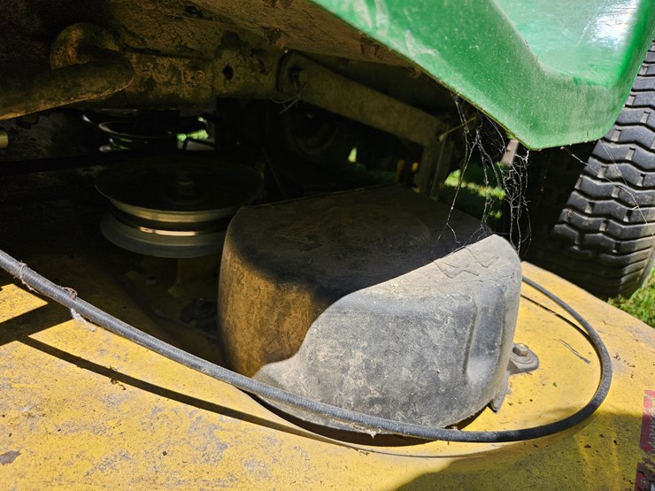 john-deere-l111-image-42
