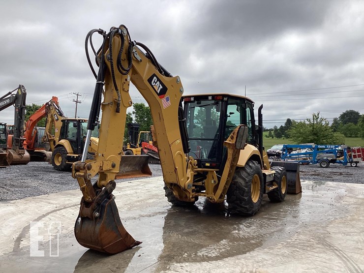 2019-caterpillar-440-image-4