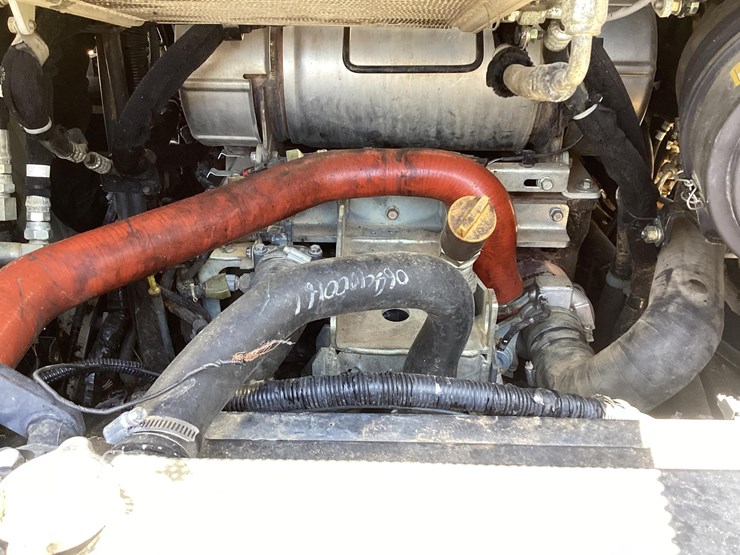 2018-takeuchi-tl12r2-image-14