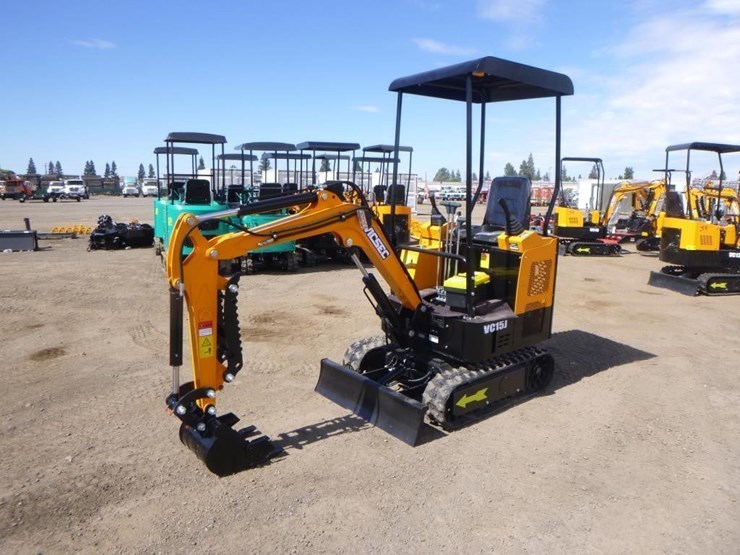 2025-vicsec-vc15j-hydraulic-excavator-image-1