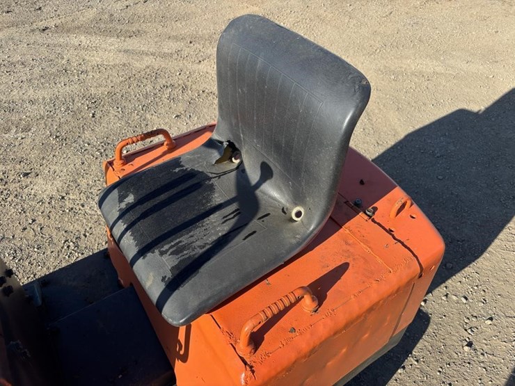 kubota-ex-7-hydraulic-excavator-image-18