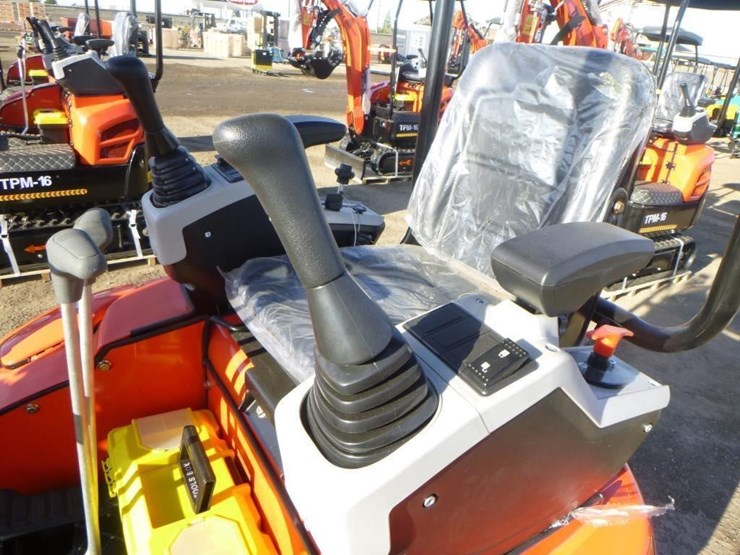 2025-tpm-16-hydraulic-excavator-image-22