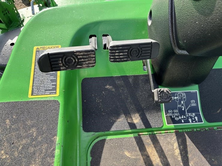 2007-john-deere-1445-image-19