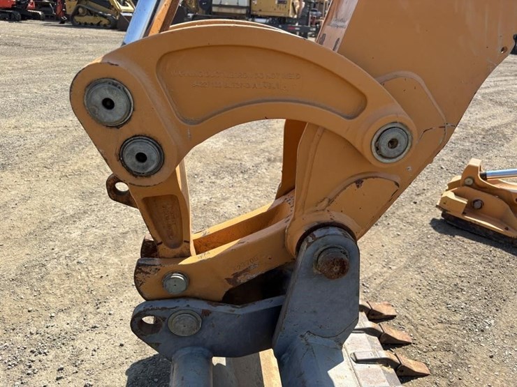 2015-case-super-n-loader-backhoe-image-17