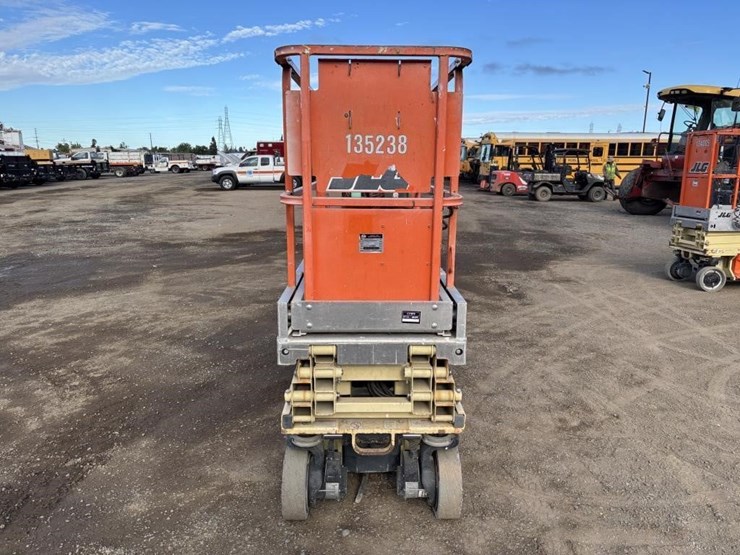 jlg-1930es-image-5
