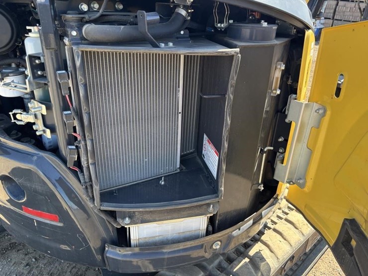 2020-yanmar-vi035-hydraulic-excavator-image-40
