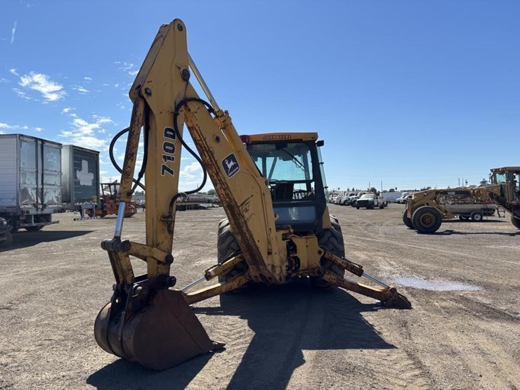 1995-deere-710d-image-8