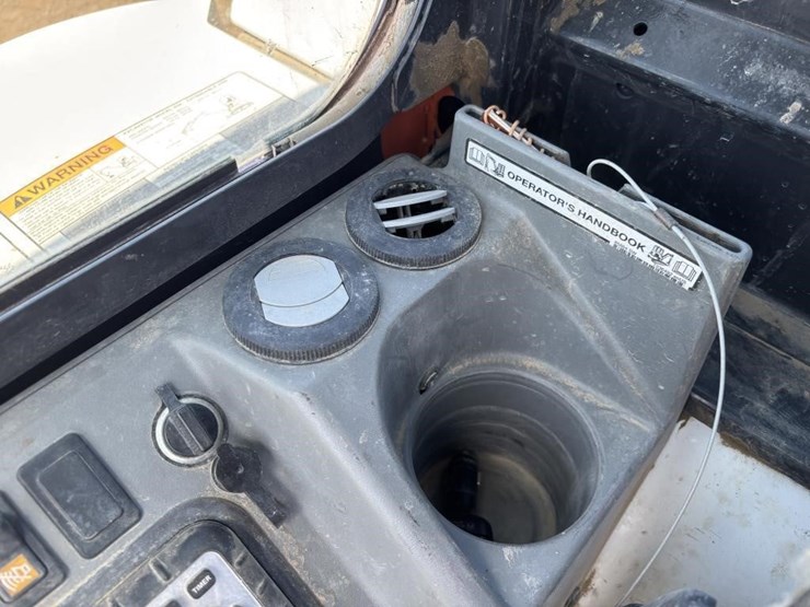 2020-bobcat-e55-image-37