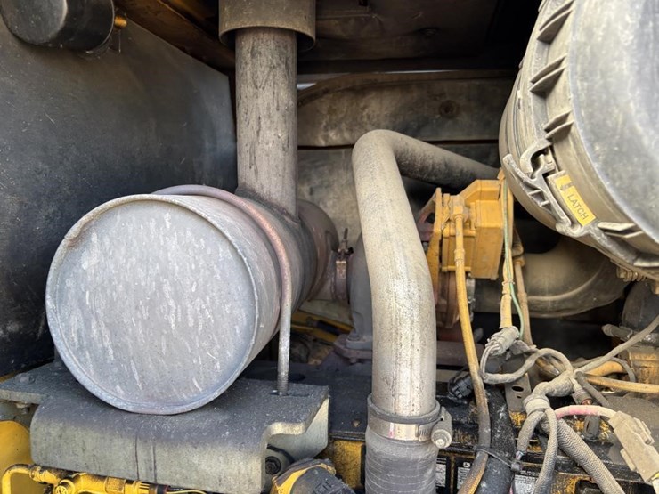 deere-624j-image-48