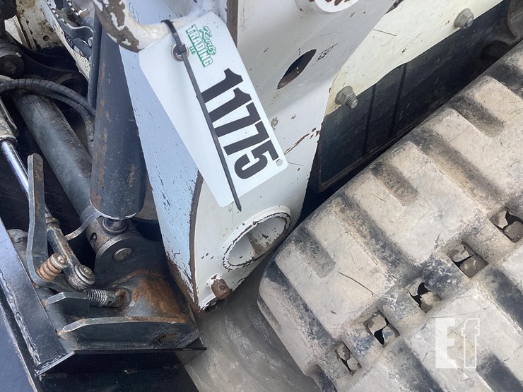 2020-bobcat-t870-image-21