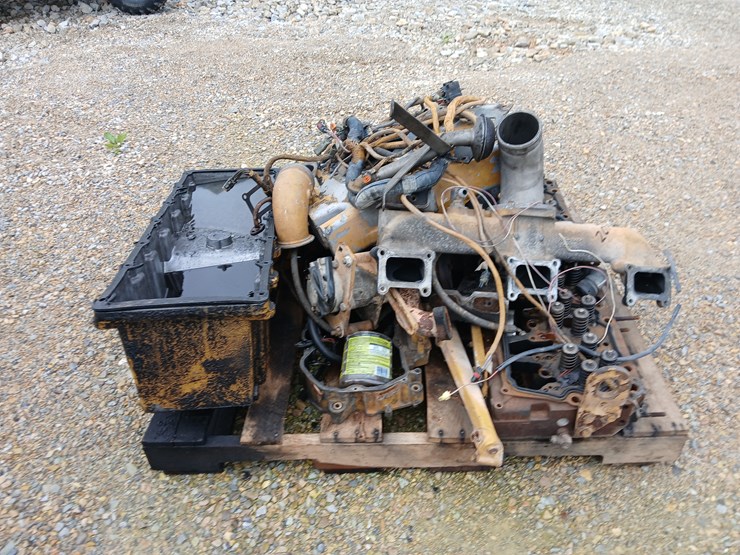 #20743-•-pallet-of-cat-parts-image-7