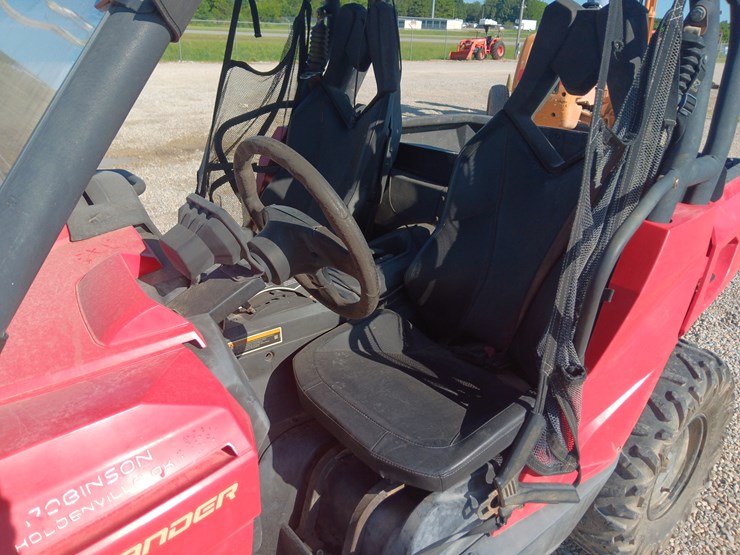 2017-can-am-commander-800-image-17