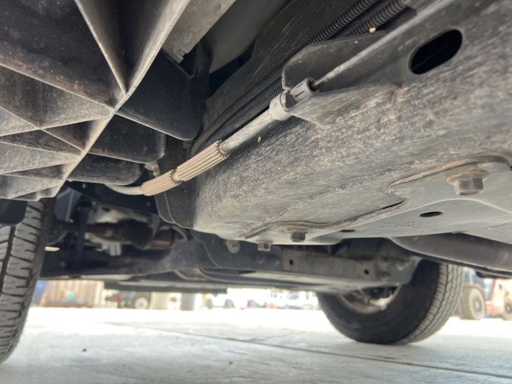 2008-ford-explorer-xlt-image-24