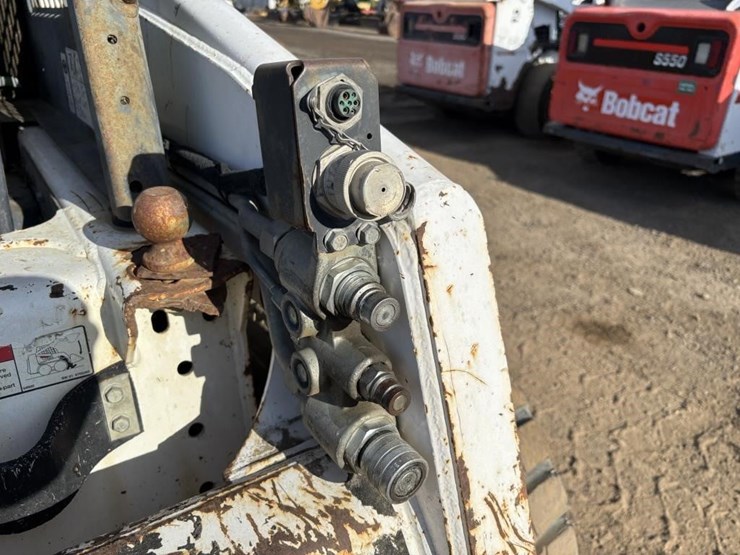 2002-bobcat-863-image-13
