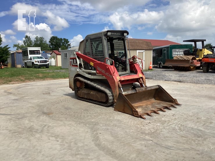 2019-takeuchi-tl8-image-8